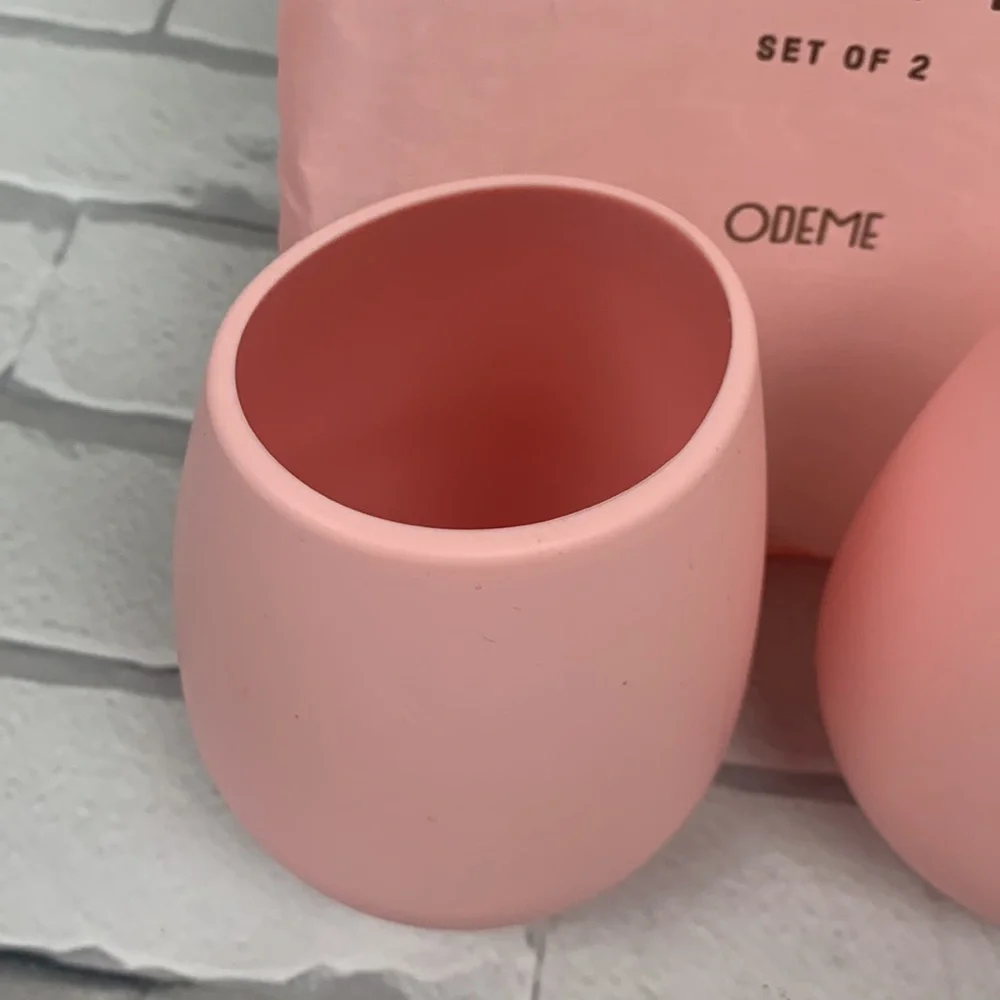 Odeme Silicone pink Wine glasses Set of two with dust bag Light pink